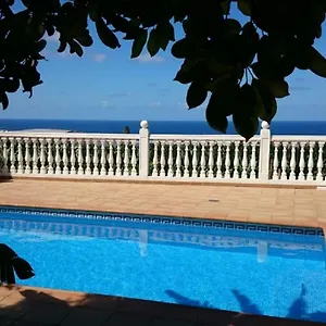 Tonelero Piscina Privada Climatizada Y Jardín Gáldar